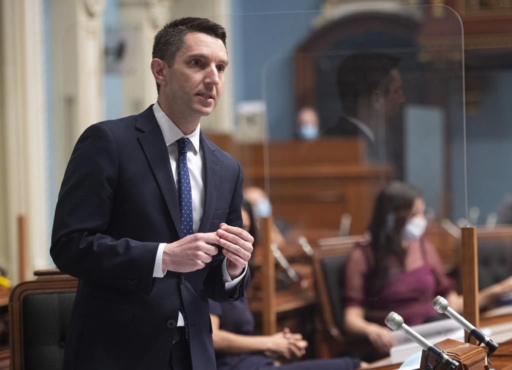 Leadership du PLQ: André Fortin et Monsef Derraji envisagent déjà une candidature