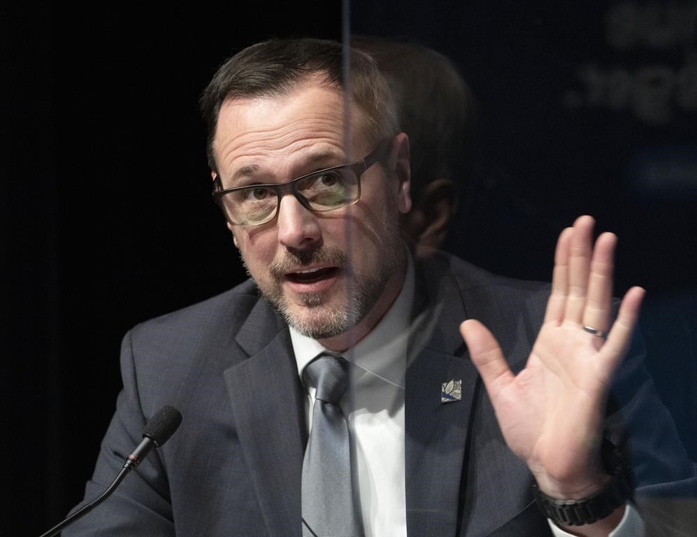 Loi sur les langues officielles: Jean-François Roberge a senti le besoin d'intervenir