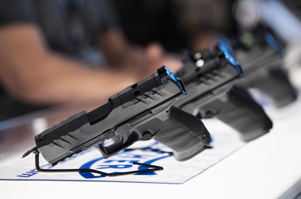 Les crimes violents commis avec des armes à feu ont diminué de 5% au pays