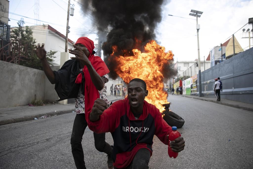 Ottawa punit deux membres du gouvernement haïtien