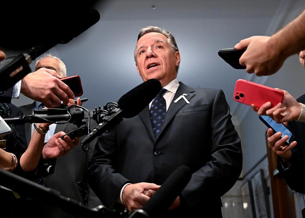Legault assure qu'il ne «lâchera pas» les gens qui en arrachent financièrement