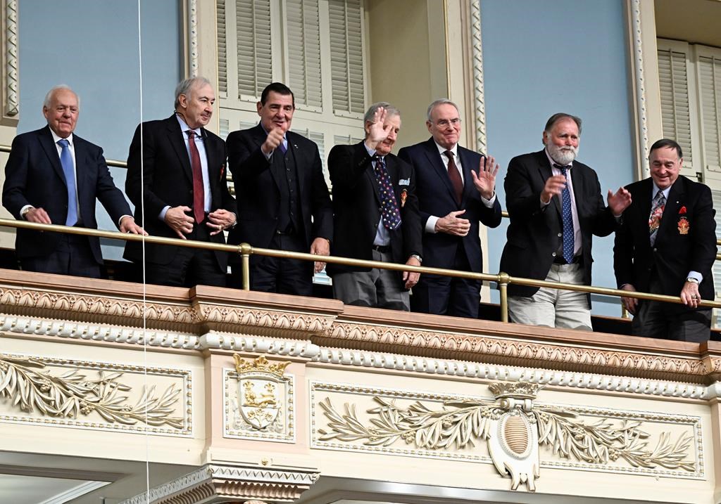 L'Assemblée nationale rend hommage aux joueurs de la Série du siècle