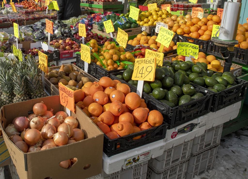 Les Canadiens ne s'alimentent pas mieux que les Américains, dit une étude