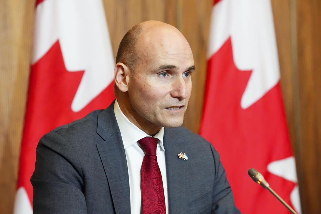 Transferts en santé: «beaucoup de travail à faire» avant une entente, dit Duclos