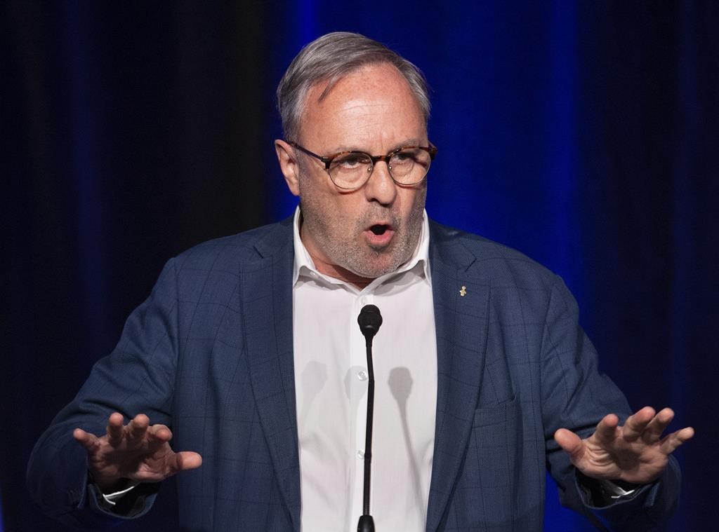 Boyer s'inquiète des «deux partis rétrogrades» et craint pour les programmes sociaux