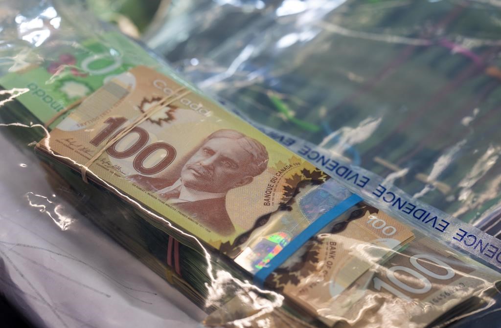 GRC: un manque de ressources bloque des enquêtes sur de possibles crimes financiers