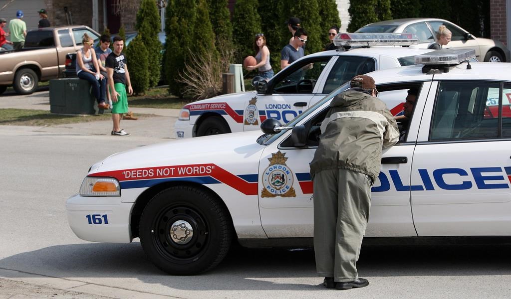 Un homme meurt après avoir été frappé par un train à London, en Ontario