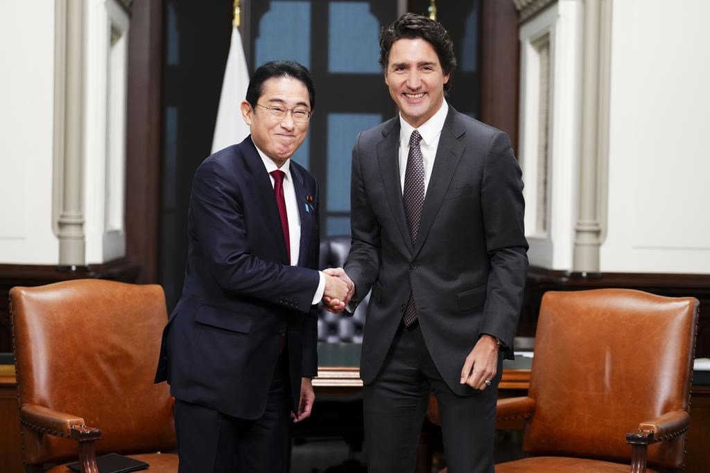 Le premier ministre japonais demande l'aide du Canada pour sa transition énergétique
