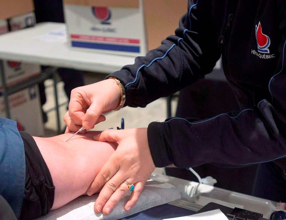 Les infirmières d'Héma-Québec se dotent d'un mandat de grève