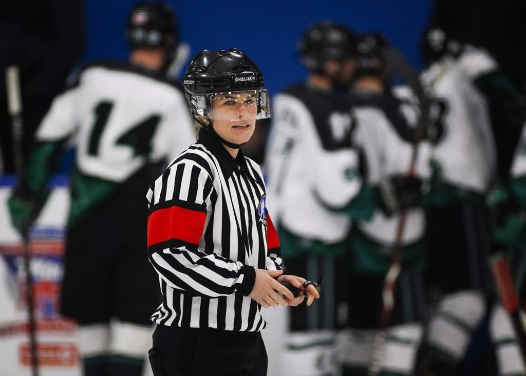 Mieux comprendre pourquoi certains arbitres quittent… et pourquoi d'autres restent