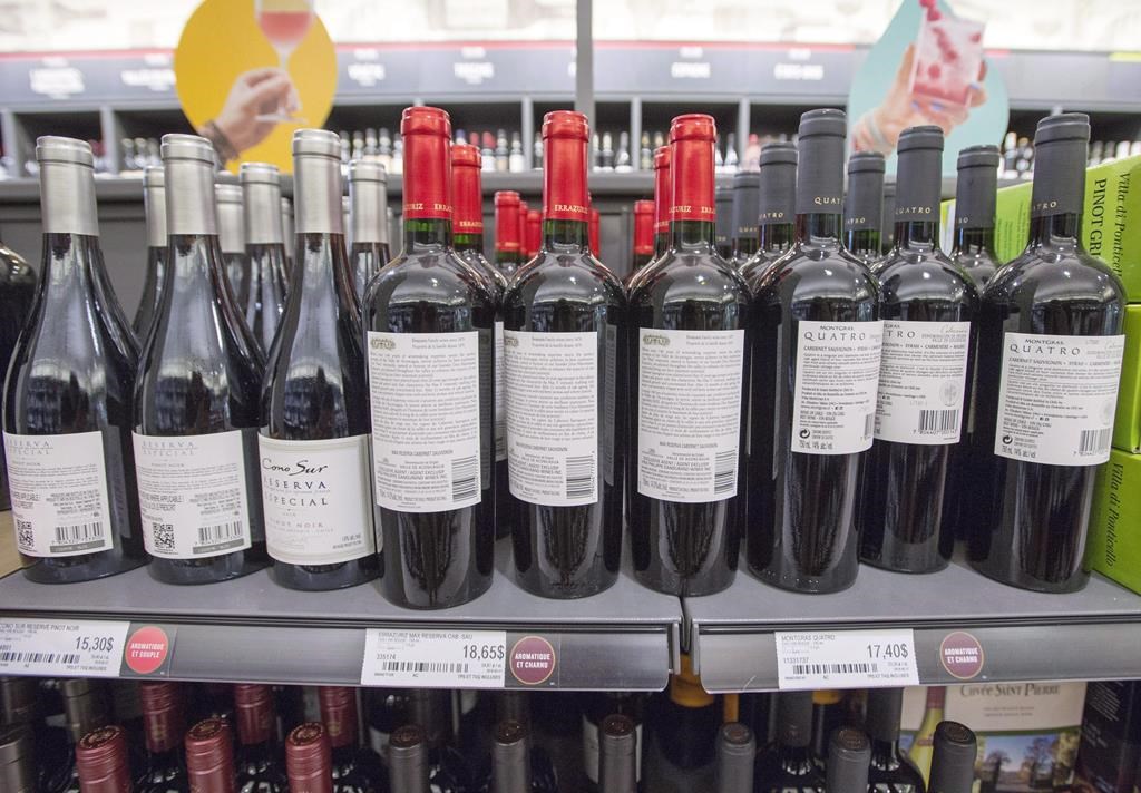 La ministre Bennett favorable à un nouvel étiquetage sur les bouteilles d'alcool