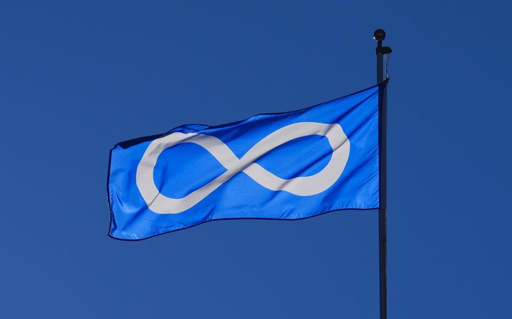 Trois autres groupes de Métis signent un accord avec Ottawa sur l'autonomie