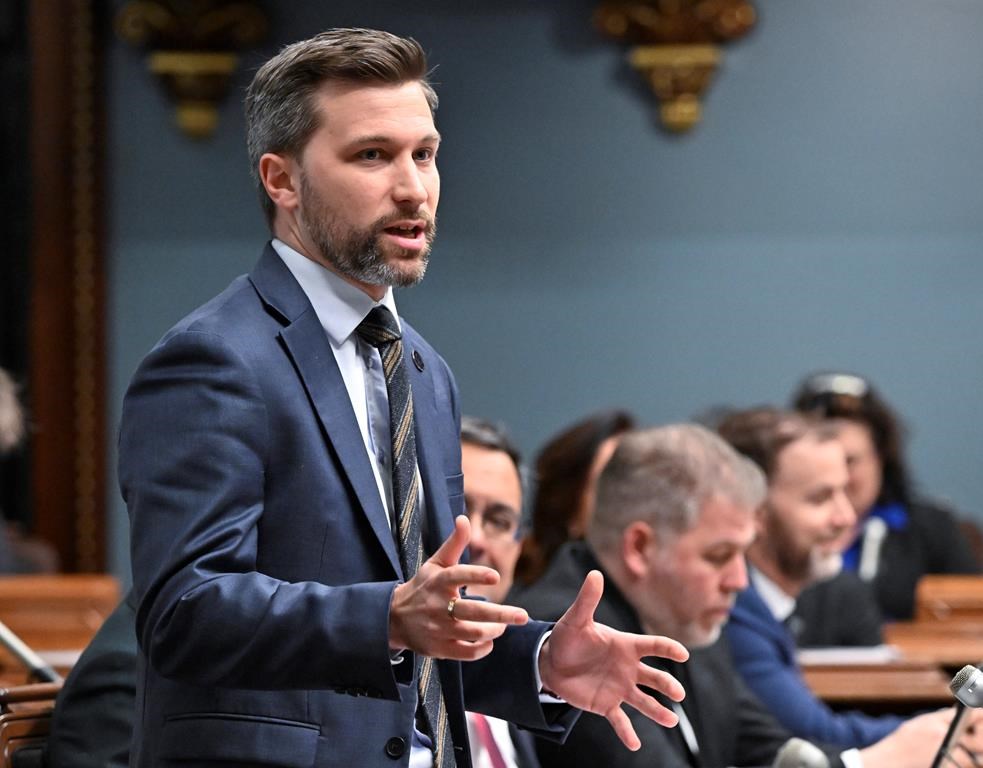 Affaire Elghawaby: Québec solidaire fait maintenant cavalier seul