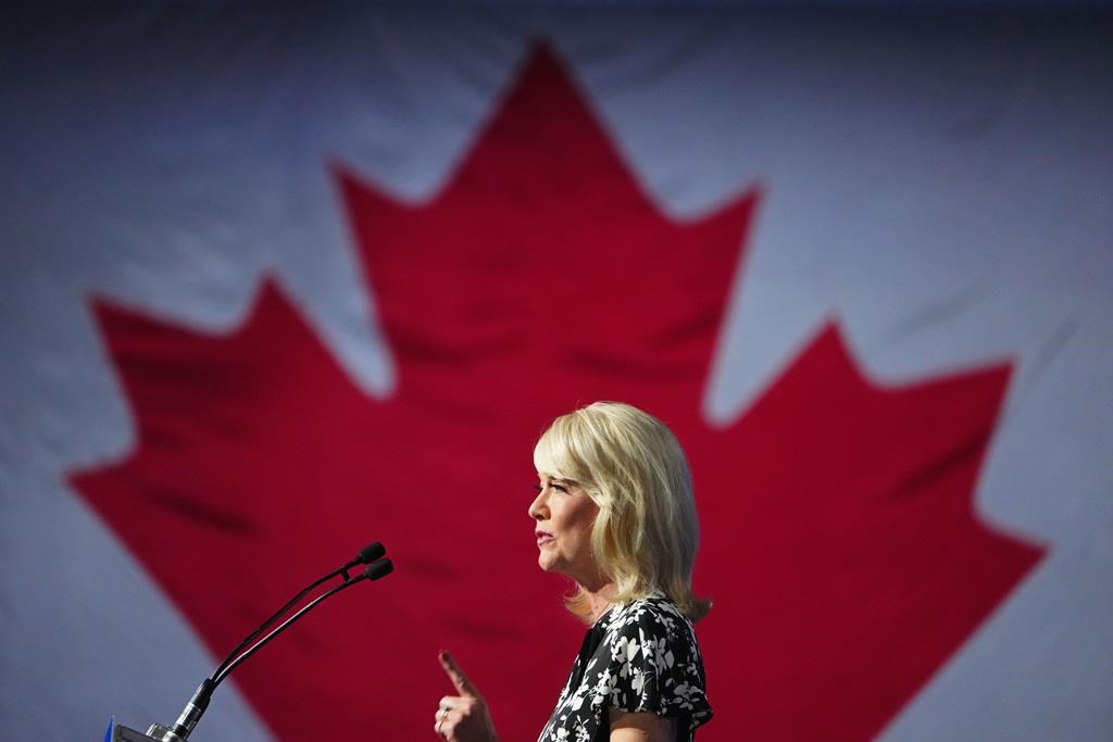 L'ex-cheffe intérimaire des conservateurs Candice Bergen démissionne comme députée
