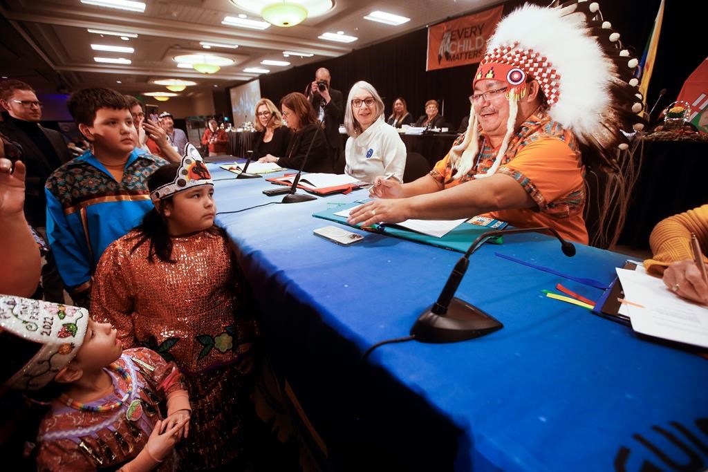 Alberta: accord Ottawa\Première Nation sur l'enfance sans le gouvernement provincial