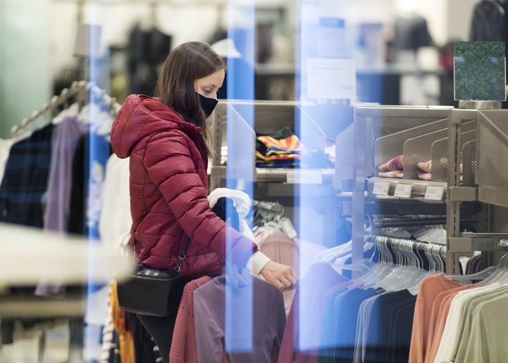 Repenser sa consommation en cessant d'acheter des vêtements neufs en mars