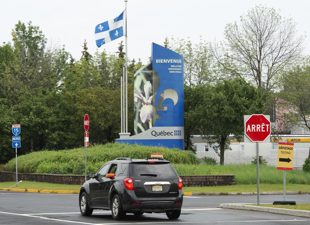 Retour aux horaires prépandémiques aux postes frontaliers canadiens