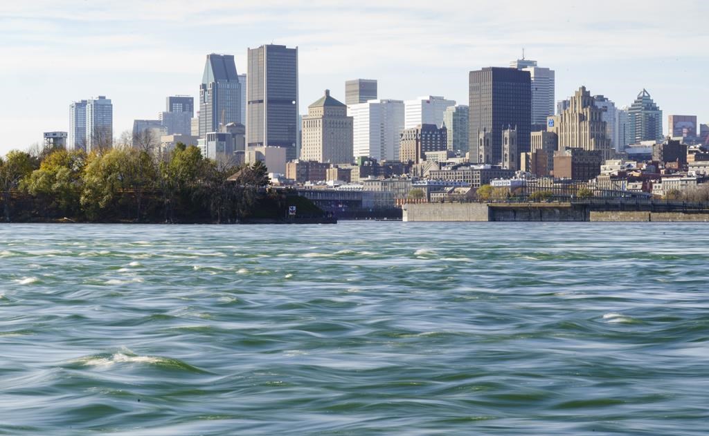 Vieux-Montréal: un grave incendie survenu jeudi matin aurait fait des blessés