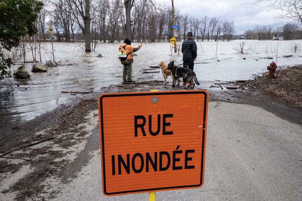 Inondations: la vigilance demeure de mise, mais la tension a baissé