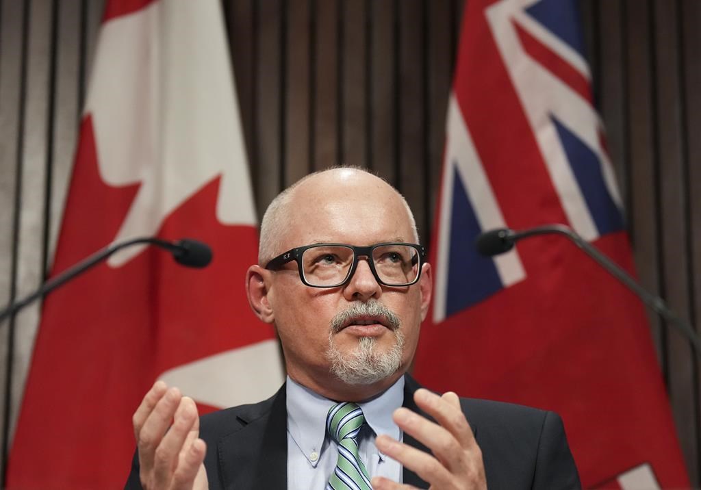 L'Ontario recommande une dose de rappel du vaccin COVID pour les personnes à risque