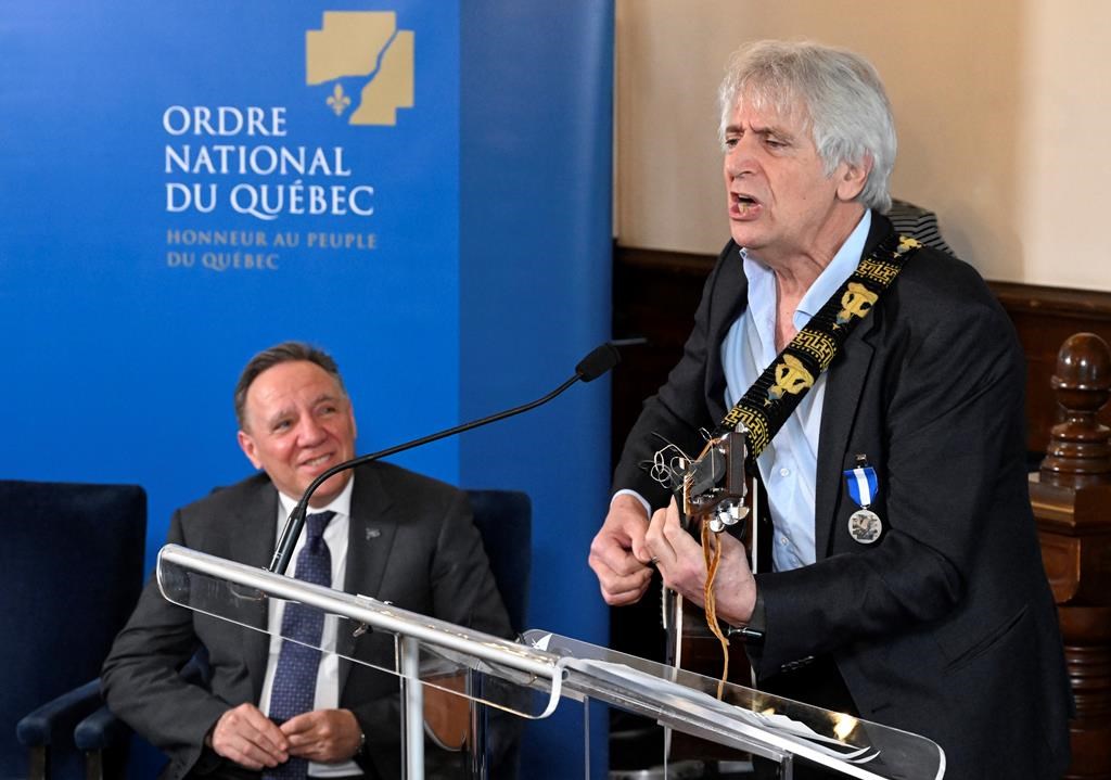 Le chanteur Yves Duteil est nommé chevalier à l'Ordre national du Québec
