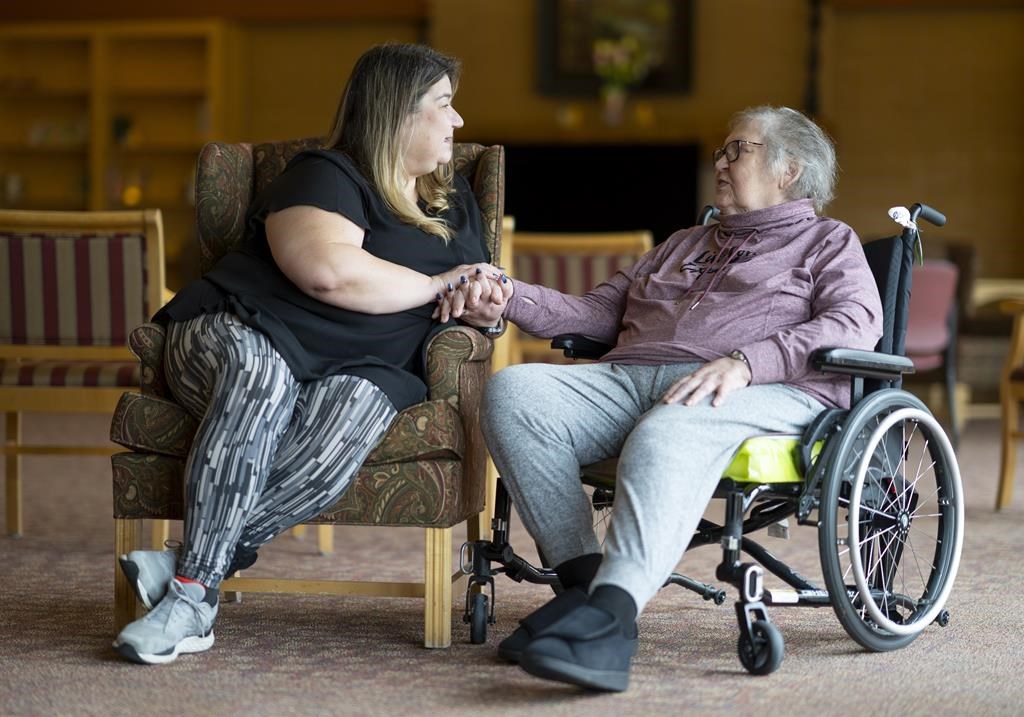 Pas encore d'amendes en Ontario pour un refus de transfert dans un foyer de soins