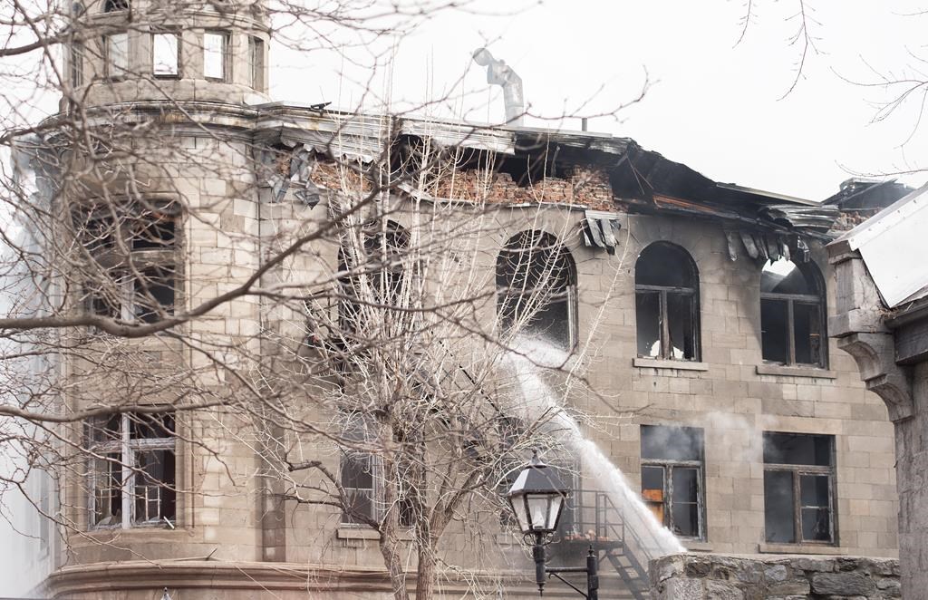 La Ville avait signalé plusieurs infractions avant l'incendie dans le Vieux-Montréal