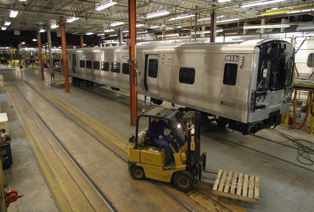 Tramway de Québec: la CSN dénonce que l'usine de La Pocatière n'ait que des miettes