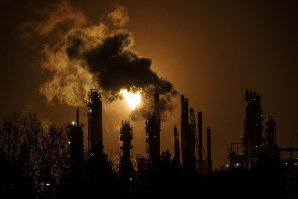 Les émissions de GES ont rebondi en 2021, après la pandémie, mais moins qu'anticipé