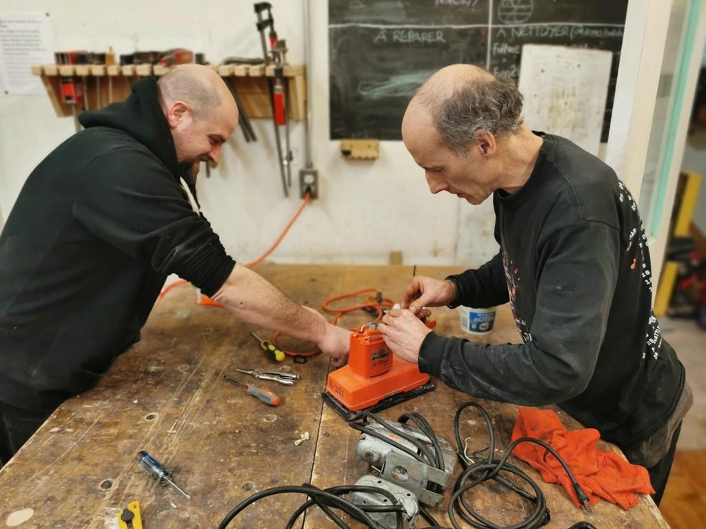 Le prêt d'objets et d'outils, une solution pour «déconsommer»
