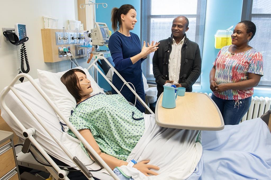 Le Québec fait le plein d’infirmières dans la francophonie internationale