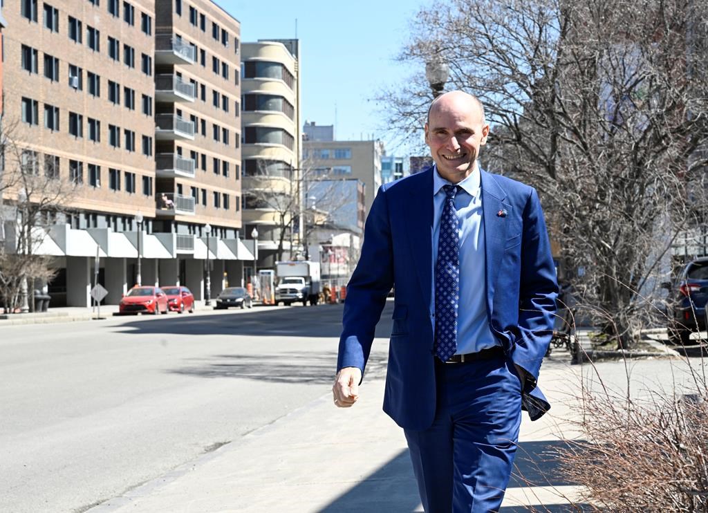 3e lien: Legault confiant, Duclos prudent