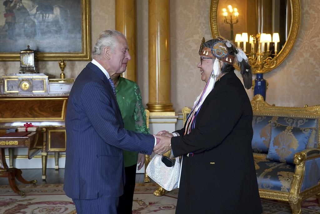 Les dirigeants autochtones rencontrent le roi Charles à Londres avant le couronnement