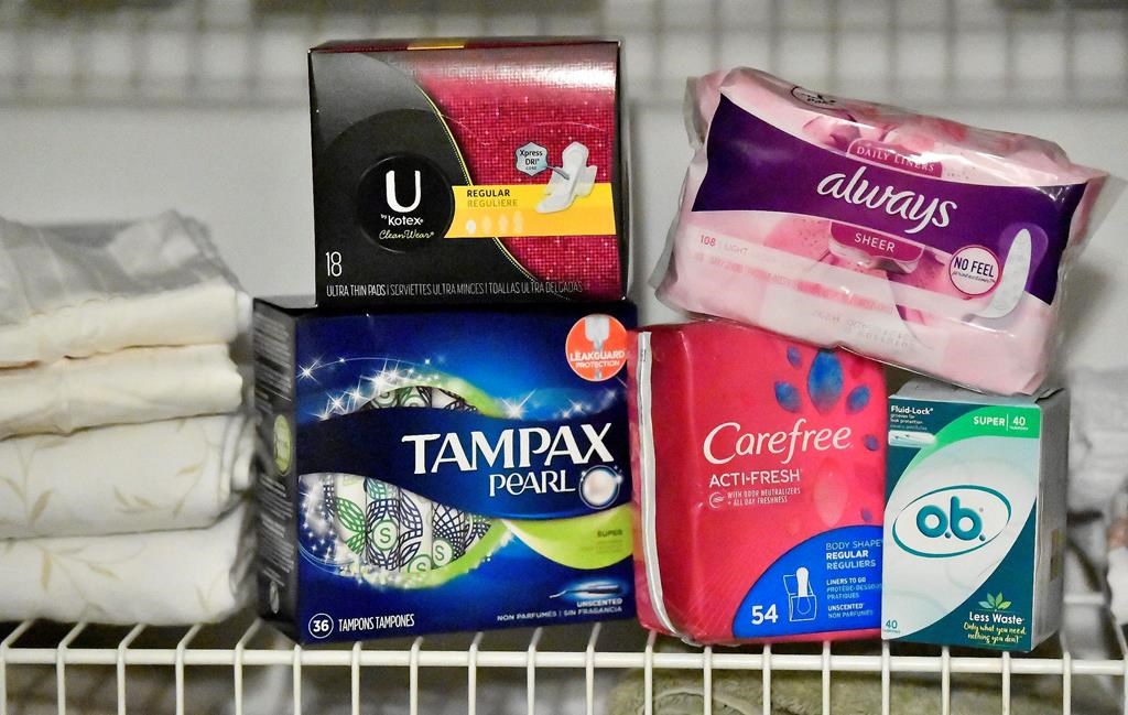 Les milieux de travail sous réglementation fédérale offriront des produits menstruels