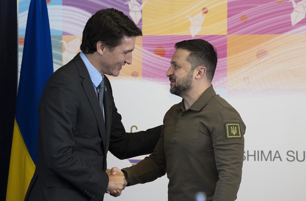 Trudeau rencontre Zelensky au G7: la Russie et la Chine au coeur des discussions