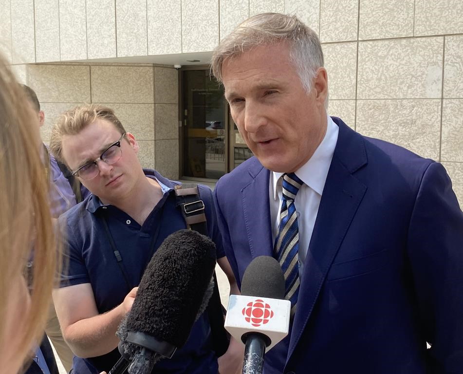 Maxime Bernier est condamné à 2000 $ d'amende pour avoir violé les mesures sanitaires