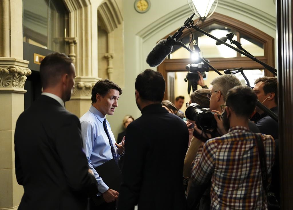 Trudeau croit que le SCRS devrait informer immédiatement les députés de toute menace