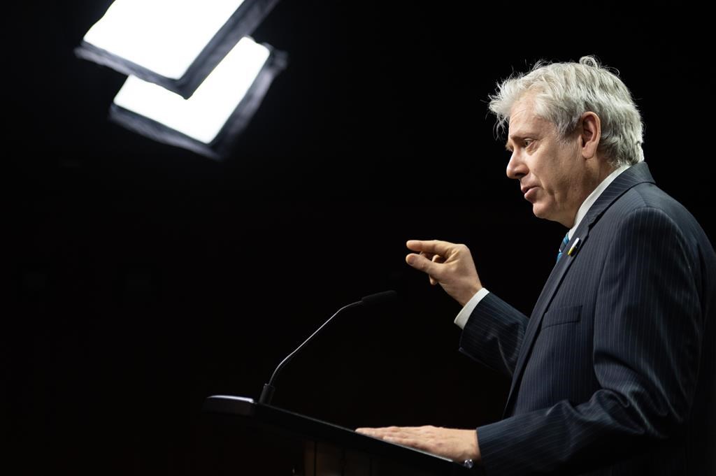 Le député fédéral Charlie Angus est en nomination pour un Prix littéraire Trillium