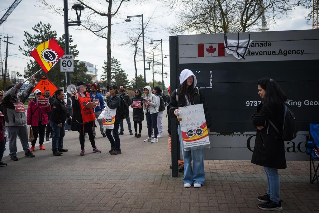 Alerte: fin de grève à l'Agence du revenu du Canada grâce à une entente de principe