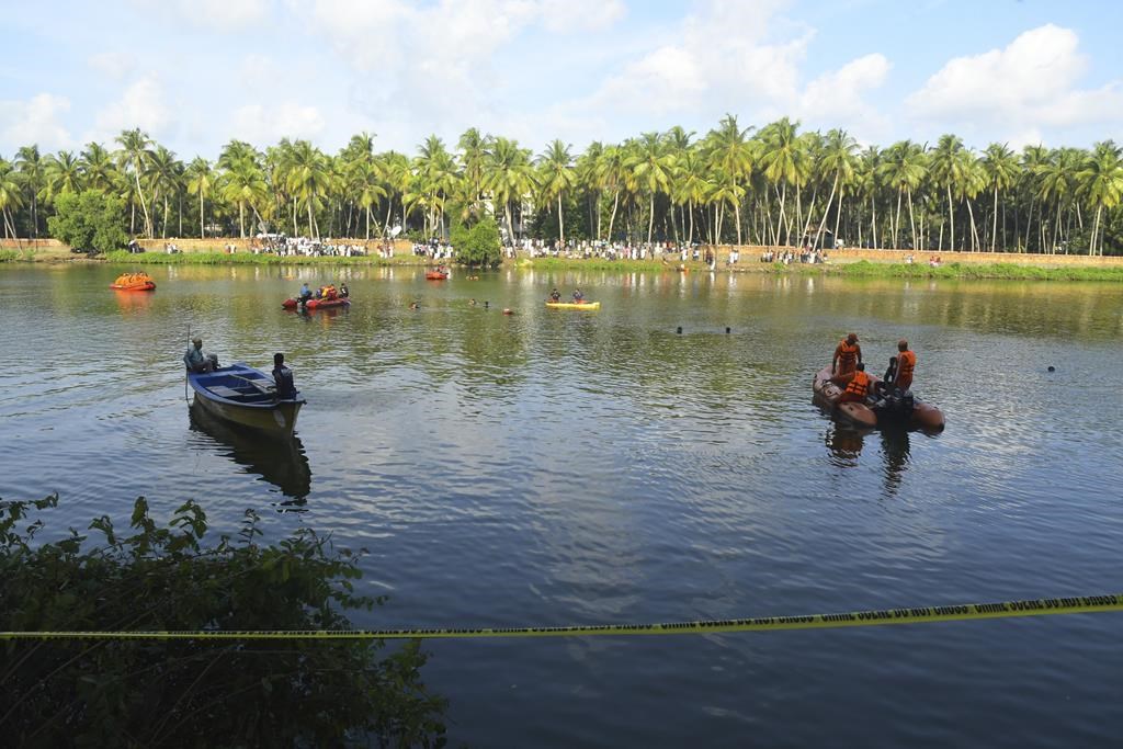 Au moins 20 personnes perdent la vie lorsqu'un bateau de tourisme chavire en Inde
