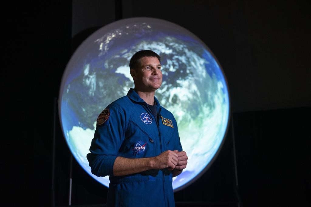 L'astronaute canadien Jeremy Hansen portera l'unifolié au couronnement du roi Charles