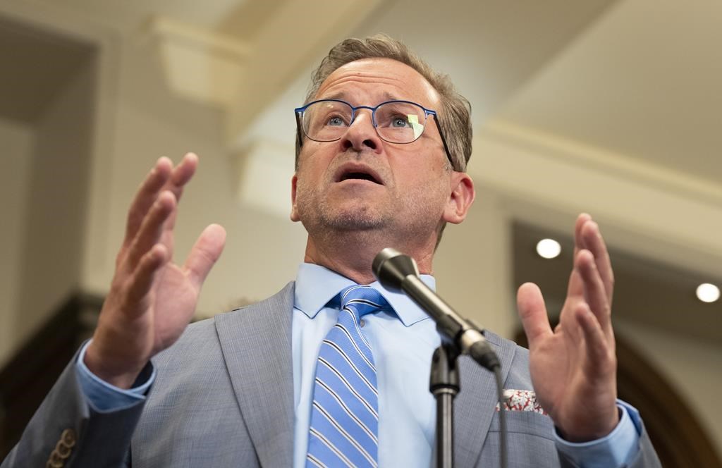 Les cibles d'immigration d'Ottawa encouragent la souveraineté, croit le Bloc