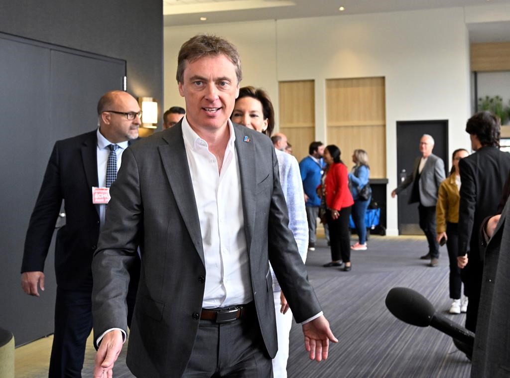 Marc Tanguay attaque le nouveau commissaire à la langue française