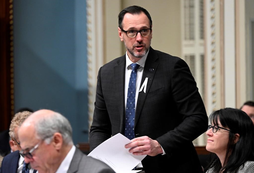 Réféfendum de 1995: une motion ordonne au DGE de tout dévoiler