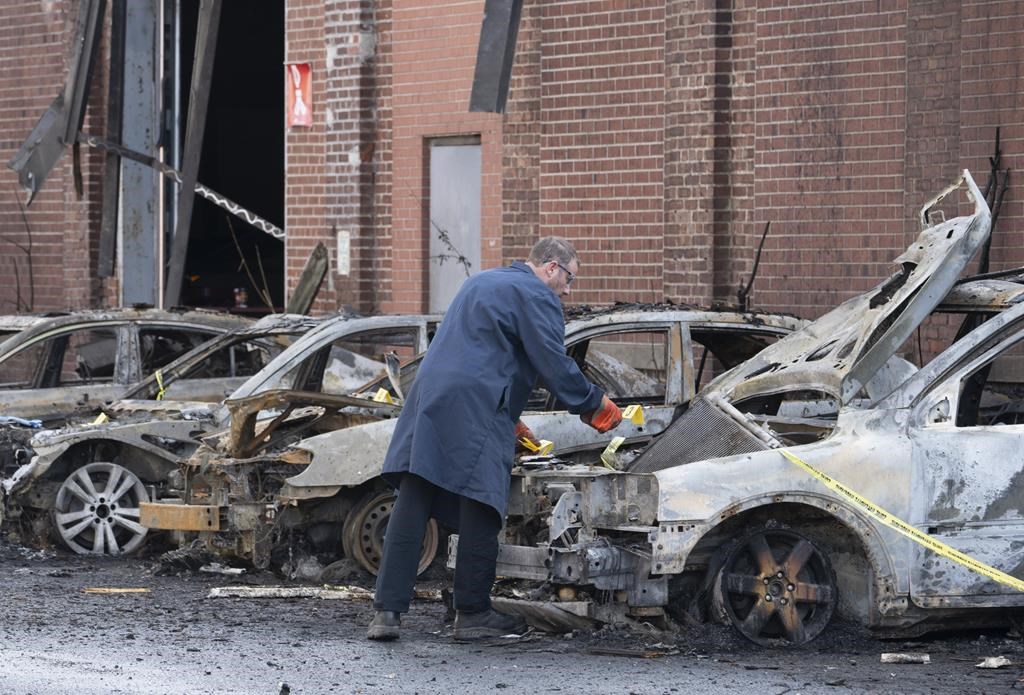 Montréal: incendie allumé dans un établissement de vente d'autos d'occasion, lundi
