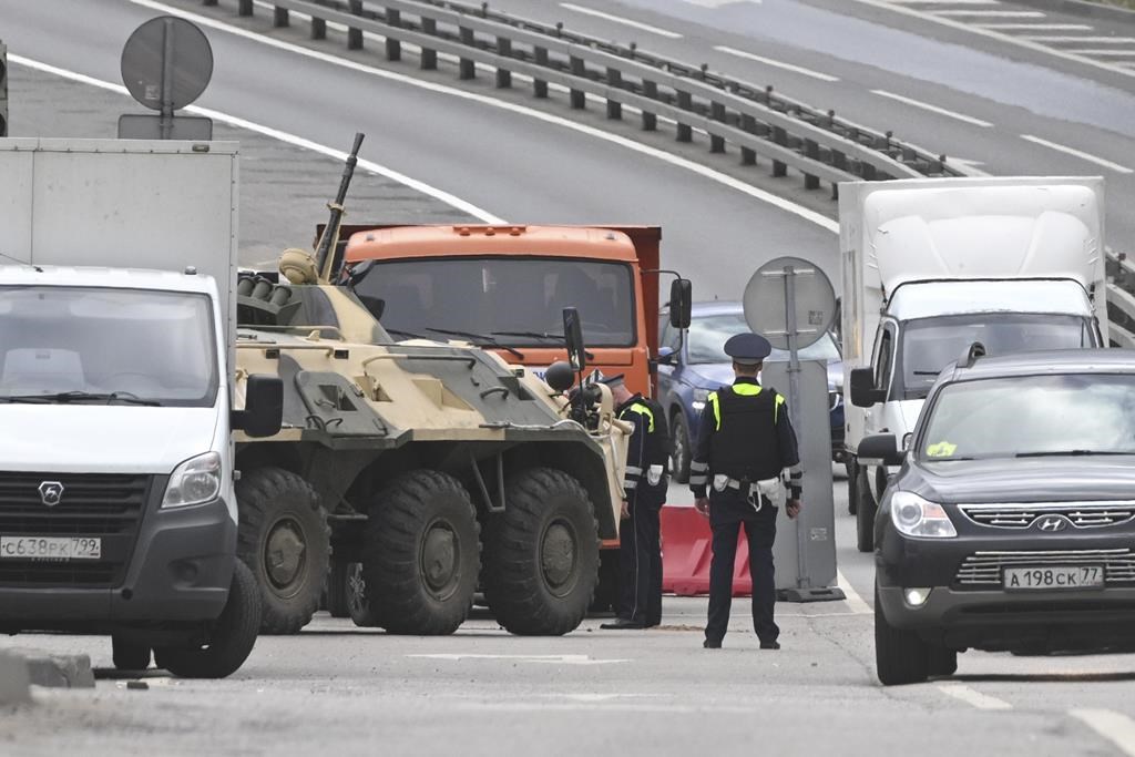 Le gouvernement fédéral surveille la rébellion de Prigojine  en Russie