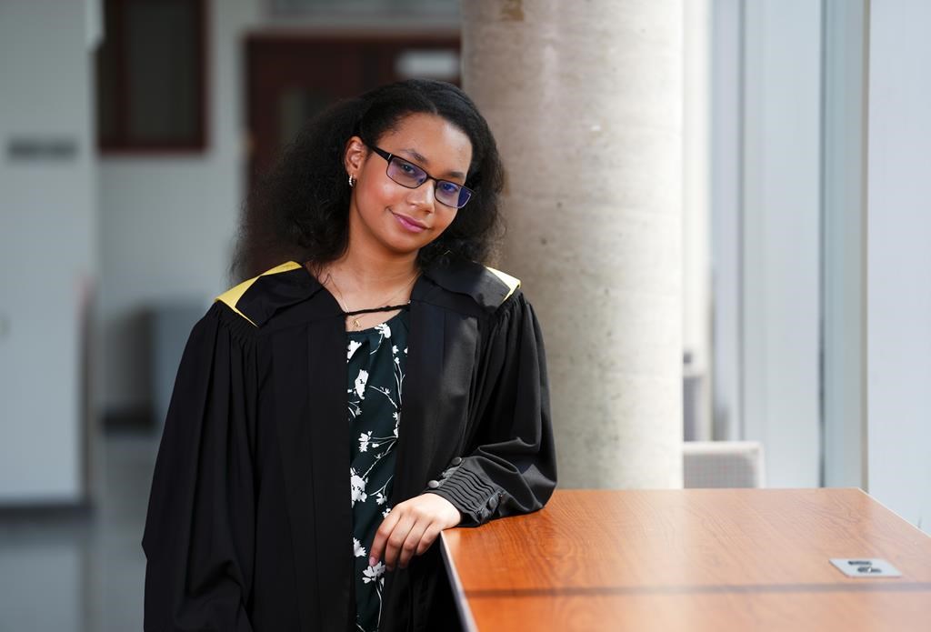 Université d'Ottawa: une diplômée âgée de 12 ans, un record canadien