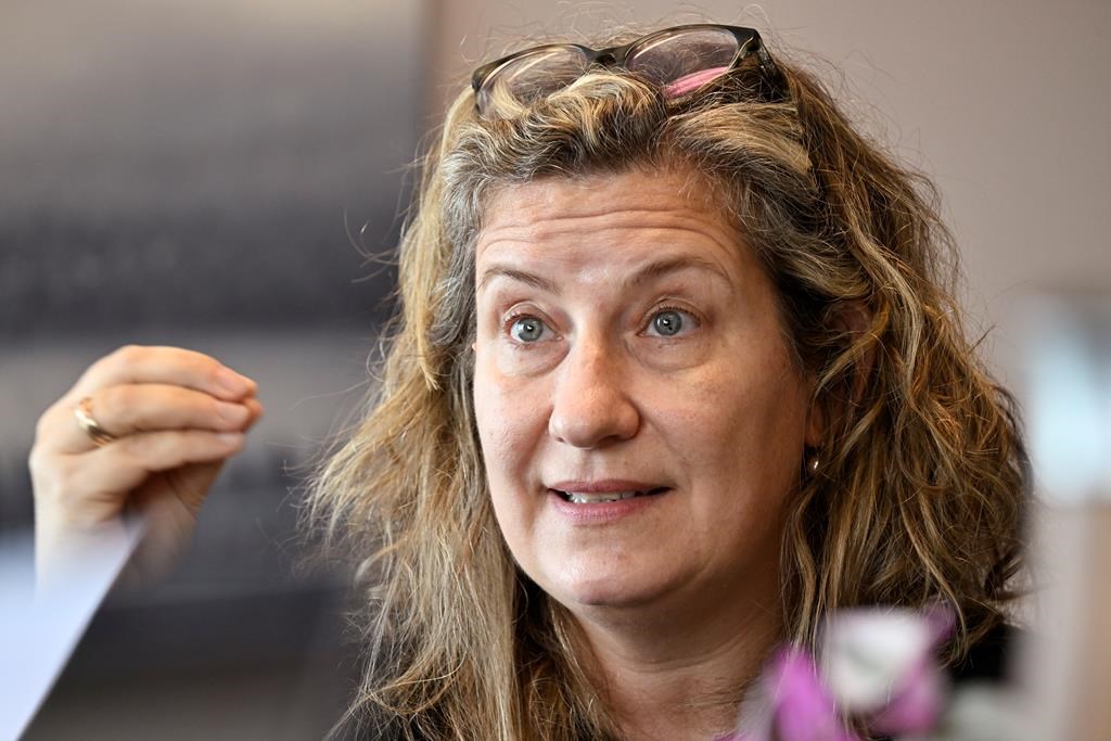 Éthique : «Il faut que la formation devienne obligatoire», clame la commissaire