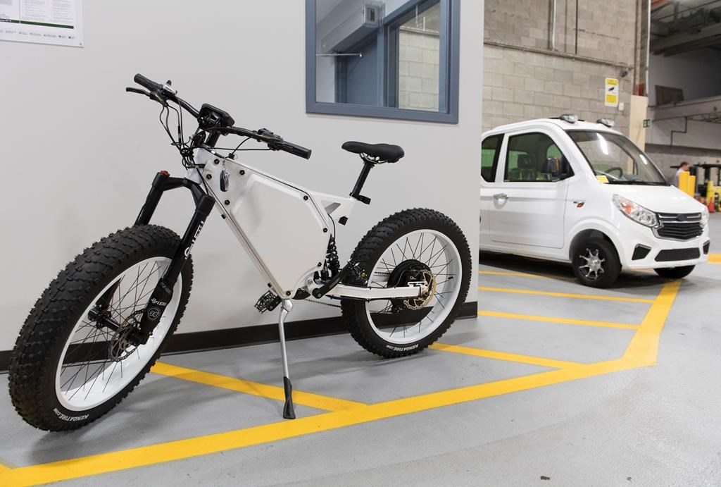Sherbrooke: incendie d'un immeuble de 4 étages peut-être causé par un vélo électrique