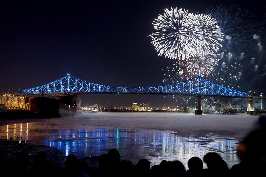 La Ronde annule son premier feu d'artifice en raison de craintes pour la santé